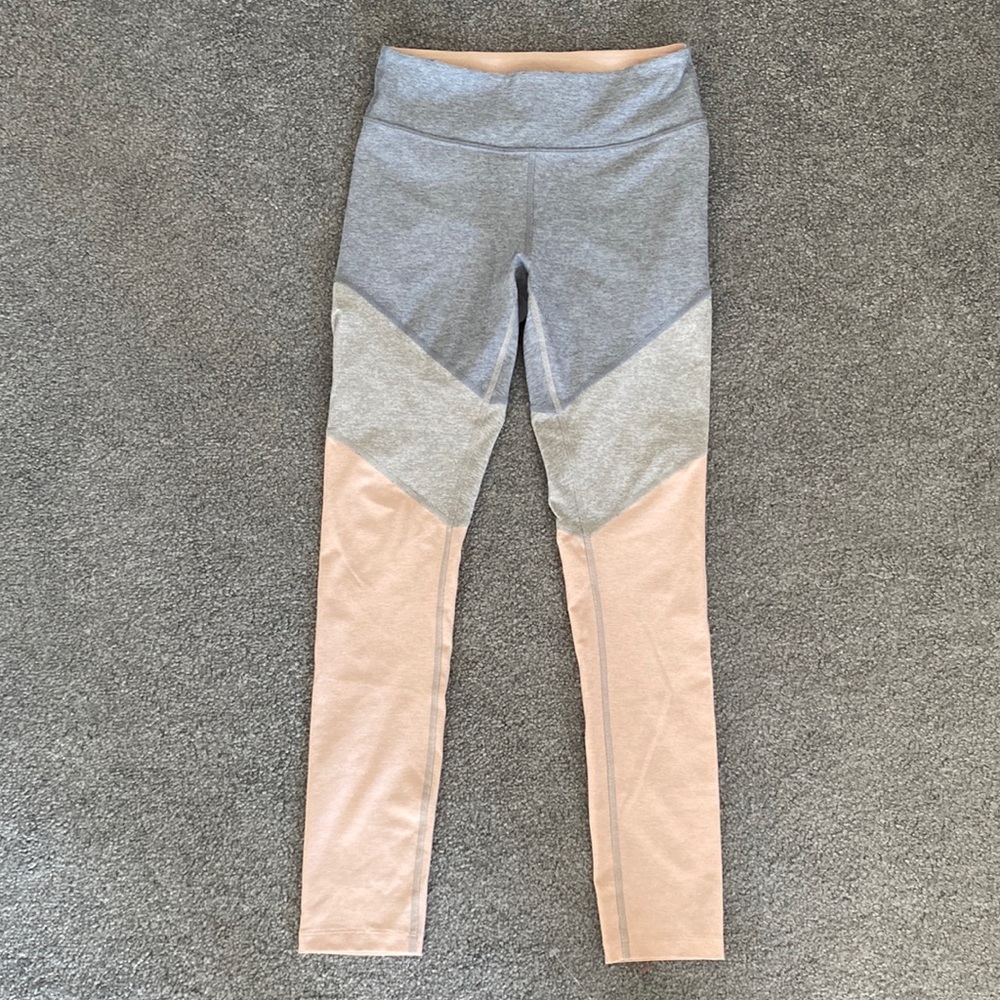 Outdoor Voices leggings 🎉 - Picture 3 of 5